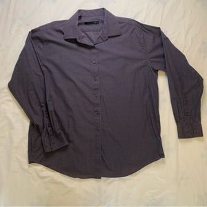 Sean John longsleeved men’s shirt. 18. 36/37 handsome Brown with blue accent.